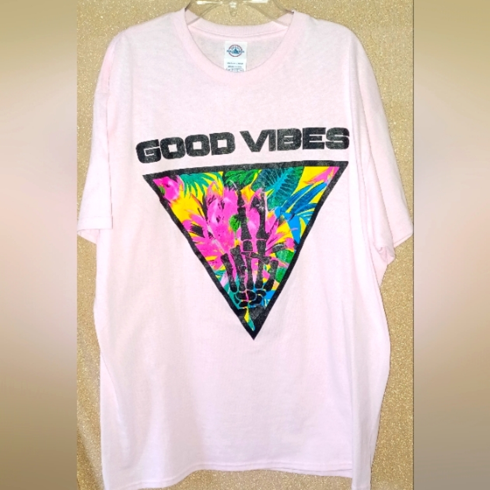 Nice casual t-shirt Positive Vibes size large woman